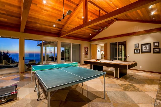 43850 Buckhorn Cove Rd E, Little River, CA 95456