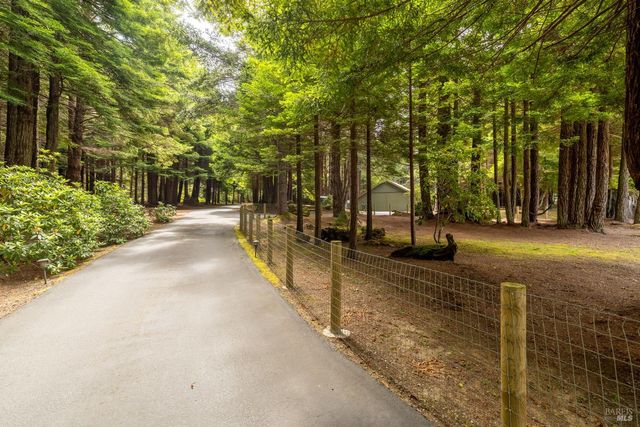 43850 Buckhorn Cove Rd E, Little River, CA 95456