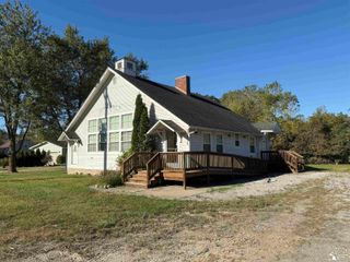 33518 W Jefferson Avenue, Rockwood, MI 48173