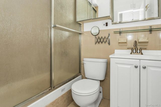 147-45 Barclay Avenue 5B, Flushing, NY 11355