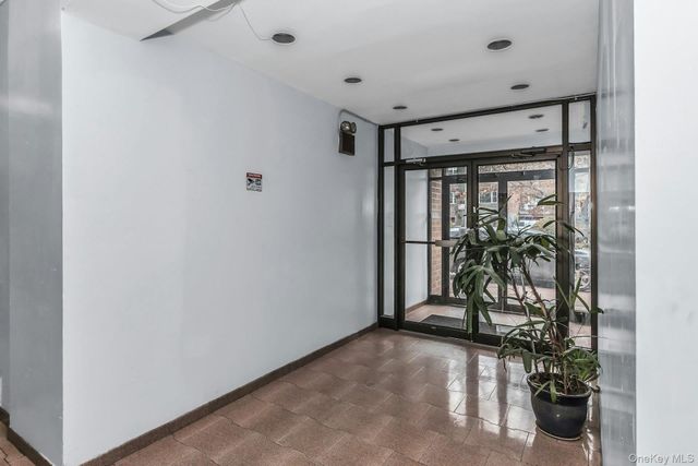 147-45 Barclay Avenue 5B, Flushing, NY 11355