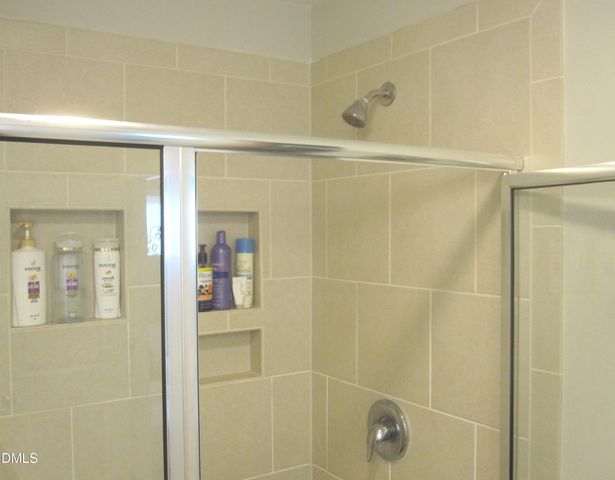 579 Metro Station, Apex, NC 27502