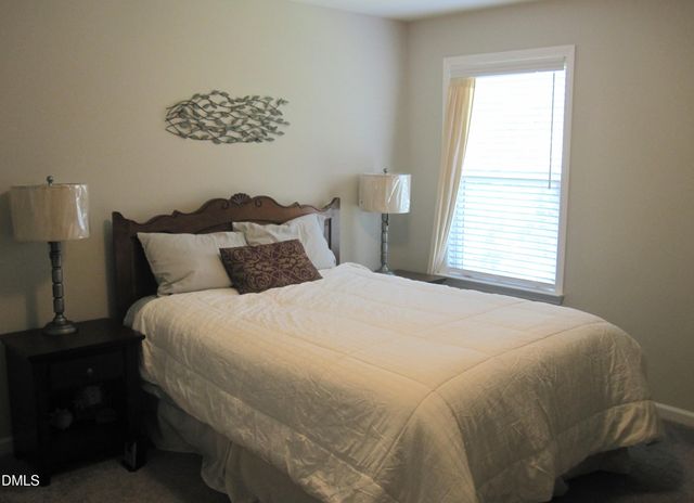 579 Metro Station, Apex, NC 27502