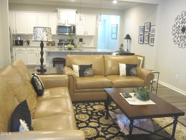 579 Metro Station, Apex, NC 27502