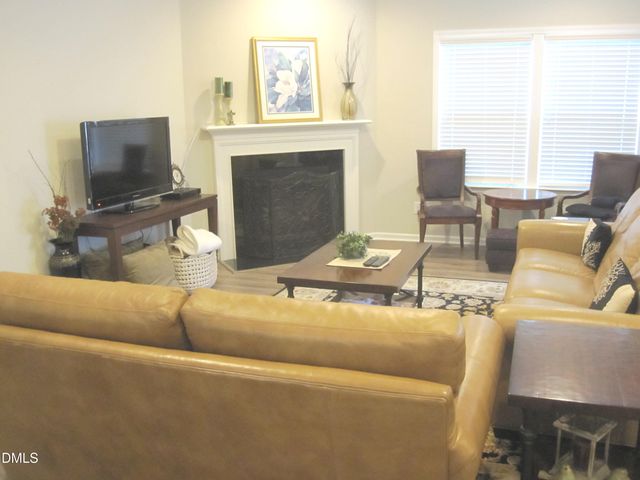 579 Metro Station, Apex, NC 27502