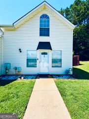 6168 Field Stone Drive, Douglasville, GA 30134