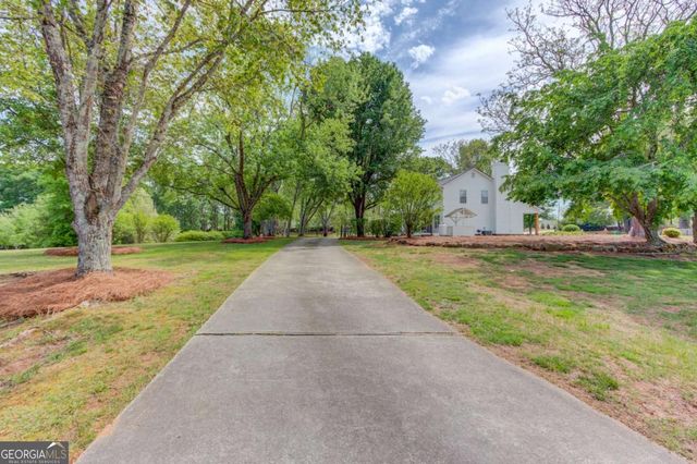 1554 Maddox Road, Hoschton, GA 30548