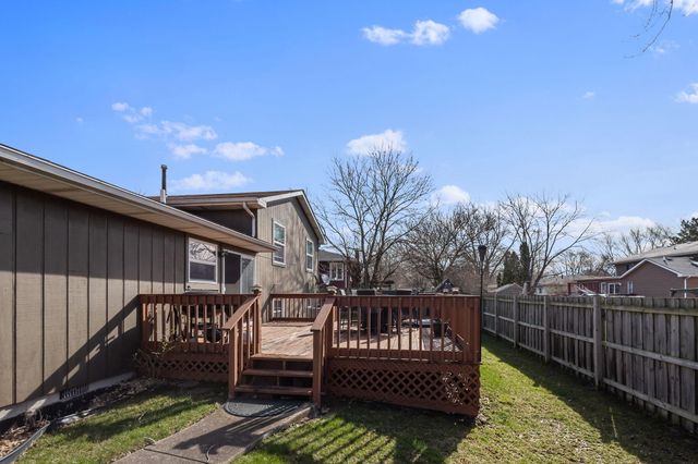 1501 W 73rd Place, Merrillville, IN 46410