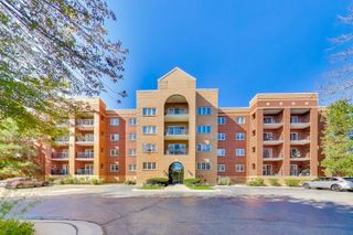 55 S Hale Street 202, Palatine, IL 60067