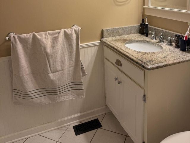 1733 Ellenwood NE Drive, Roswell, GA 30075