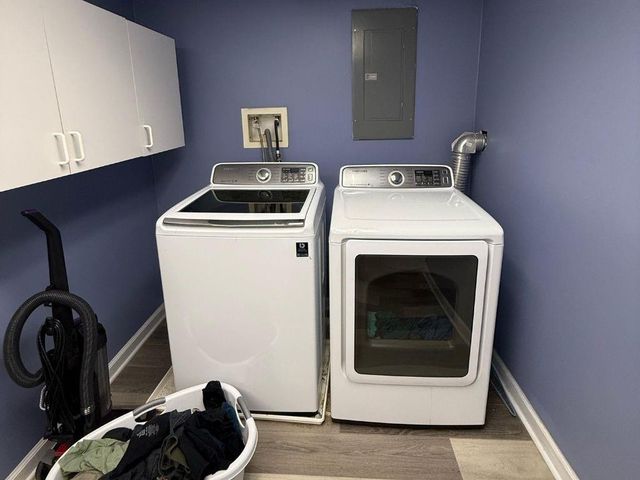 1733 Ellenwood NE Drive, Roswell, GA 30075