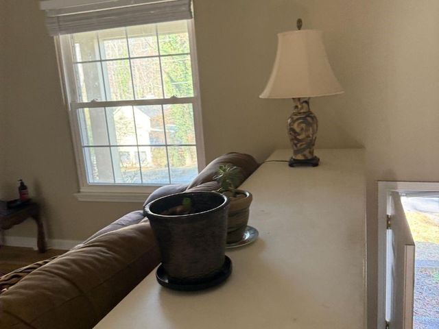 1733 Ellenwood NE Drive, Roswell, GA 30075