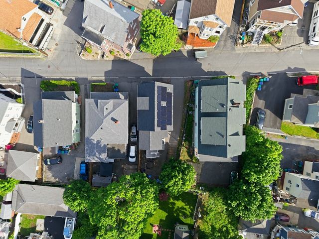16 Crescent St, Lynn, MA 01902