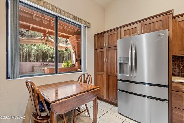 1600 E Sonoran Desert Drive, Tucson, AZ 85737