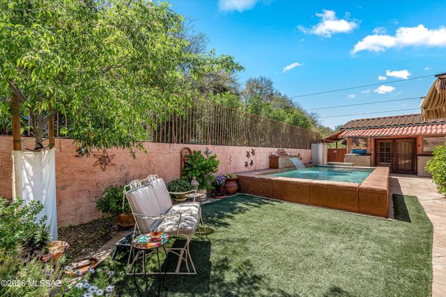 1600 E Sonoran Desert Drive, Tucson, AZ 85737