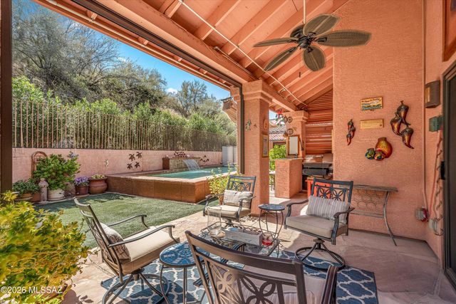 1600 E Sonoran Desert Drive, Tucson, AZ 85737