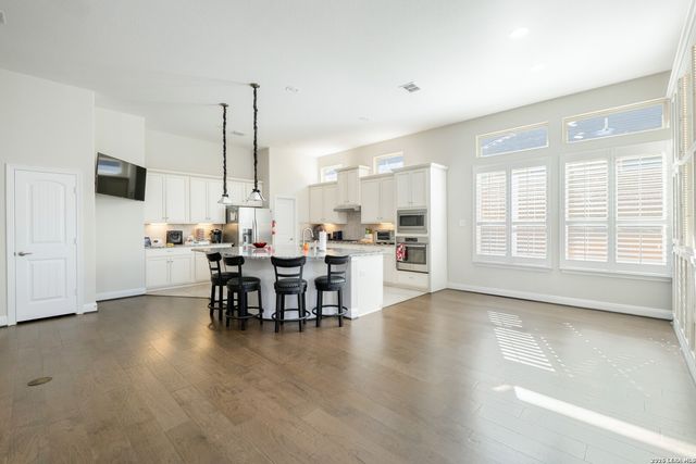 407 Mission Hill Run, New Braunfels, TX 78132