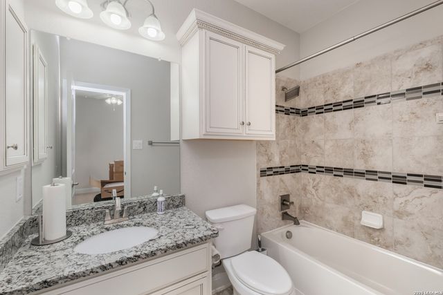 407 Mission Hill Run, New Braunfels, TX 78132