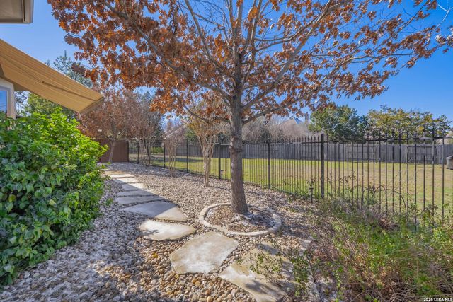407 Mission Hill Run, New Braunfels, TX 78132