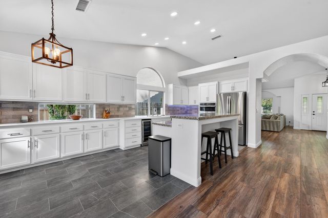 4961 Charter Rd, Rocklin, CA 95765