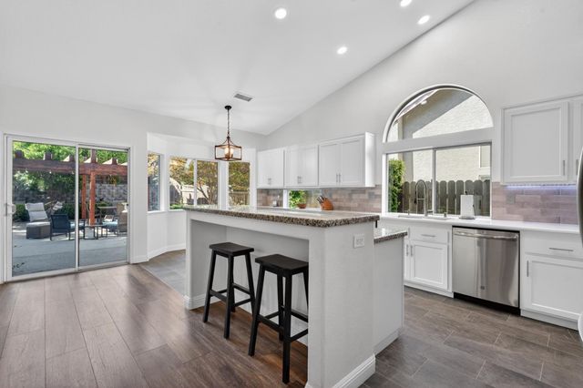 4961 Charter Rd, Rocklin, CA 95765