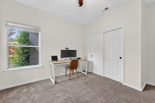 4961 Charter Rd, Rocklin, CA 95765