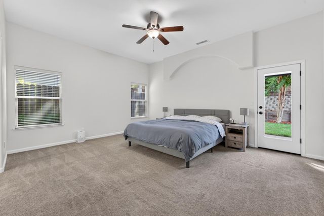 4961 Charter Rd, Rocklin, CA 95765