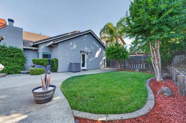 4961 Charter Rd, Rocklin, CA 95765