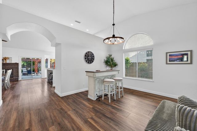 4961 Charter Rd, Rocklin, CA 95765