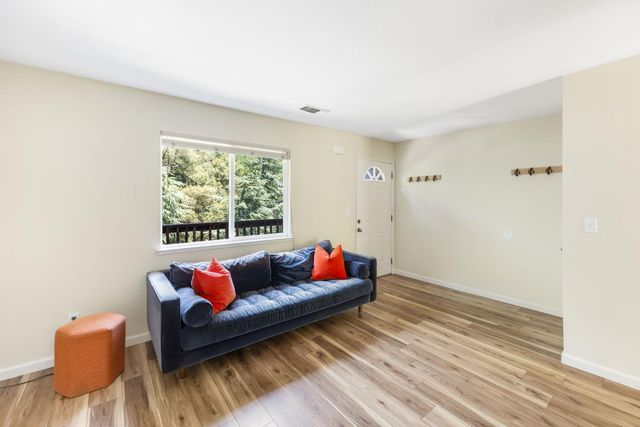 1392 Oak Ridge Dr, Colfax, CA 95713