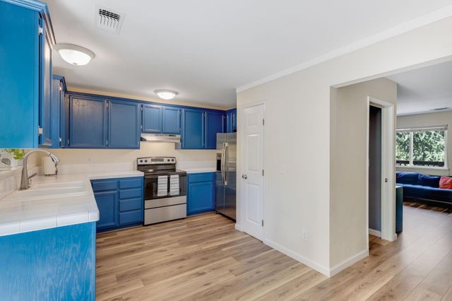 1392 Oak Ridge Dr, Colfax, CA 95713