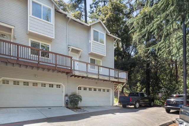 1392 Oak Ridge Dr, Colfax, CA 95713