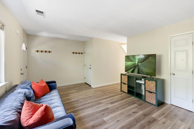 1392 Oak Ridge Dr, Colfax, CA 95713