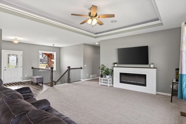 4659 144th Avenue NE, Andover, MN 55304