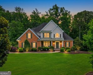 1015 Sugar Pike Way, Canton, GA 30115
