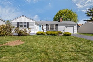 101 Bateman Avenue, Cranston, RI 02920