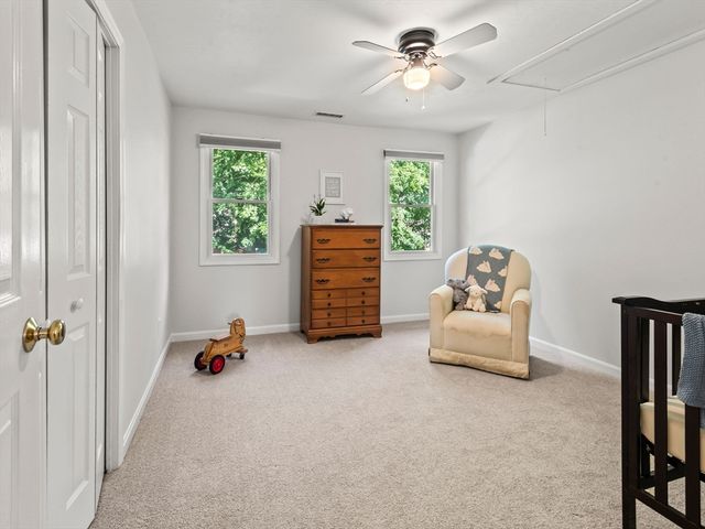 7 Woodcliffe Ave, Worcester, MA 01604
