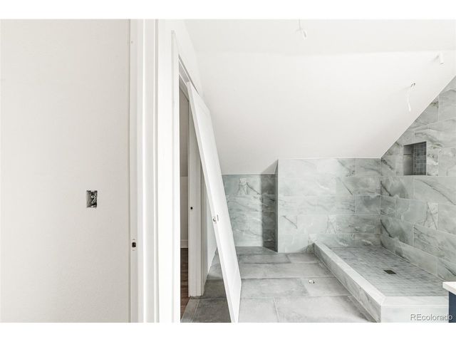 2714 Java Ct, Denver, CO 80211
