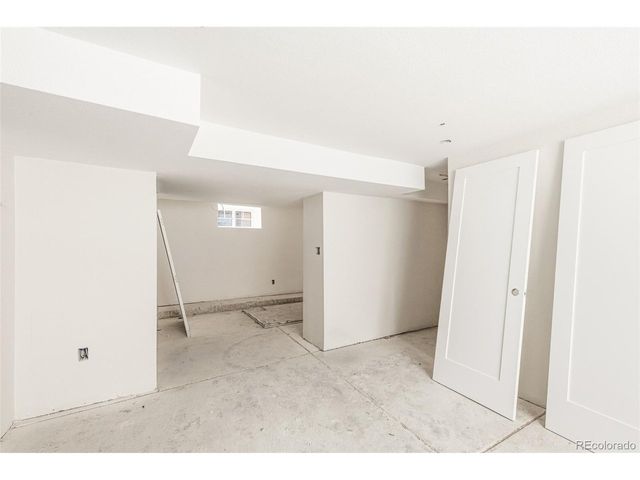 2714 Java Ct, Denver, CO 80211