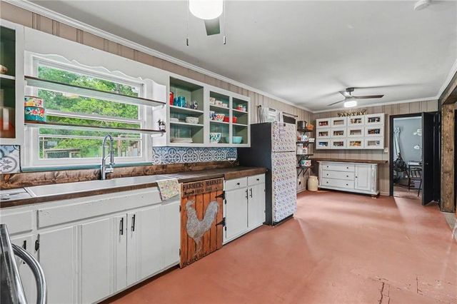381 River Bend Road SW, Plainville, GA 30733