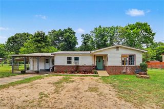 381 River Bend Road SW, Plainville, GA 30733