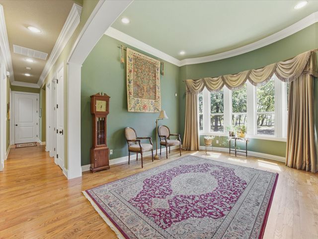 104 Lariat Court, Azle, TX 76020