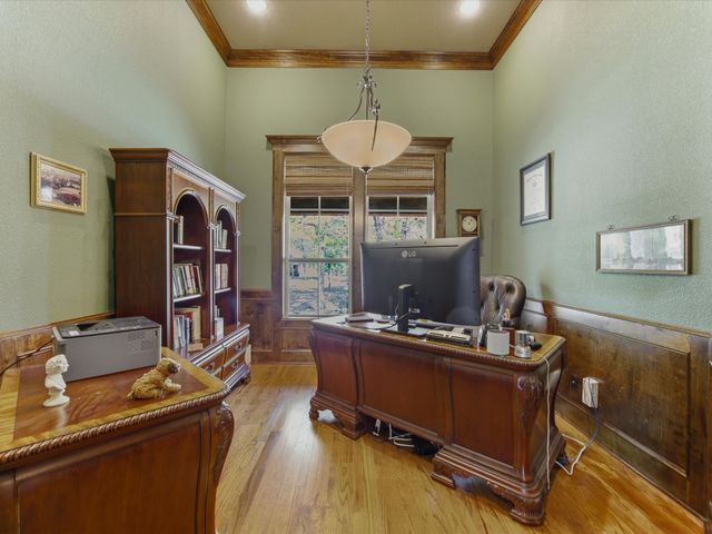 104 Lariat Court, Azle, TX 76020