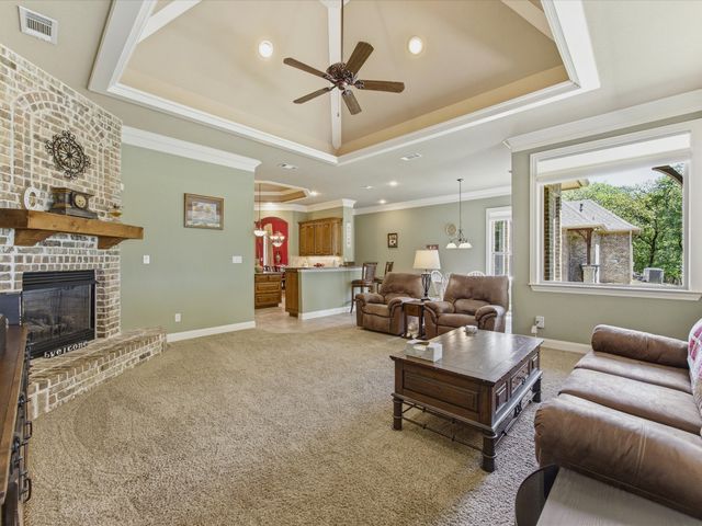 104 Lariat Court, Azle, TX 76020