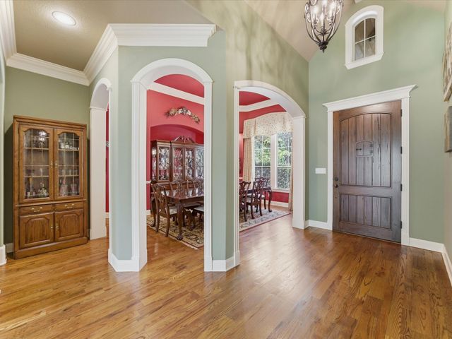 104 Lariat Court, Azle, TX 76020