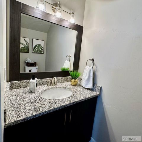 1624 Hannah Lane, Blackfoot, ID 83221