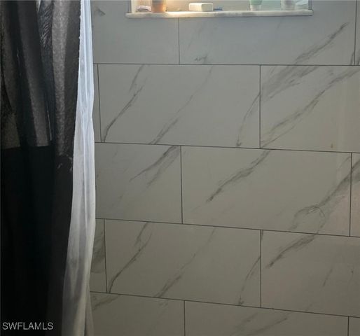 949-949 NE Pine Island LN 947, Cape Coral, FL 33909