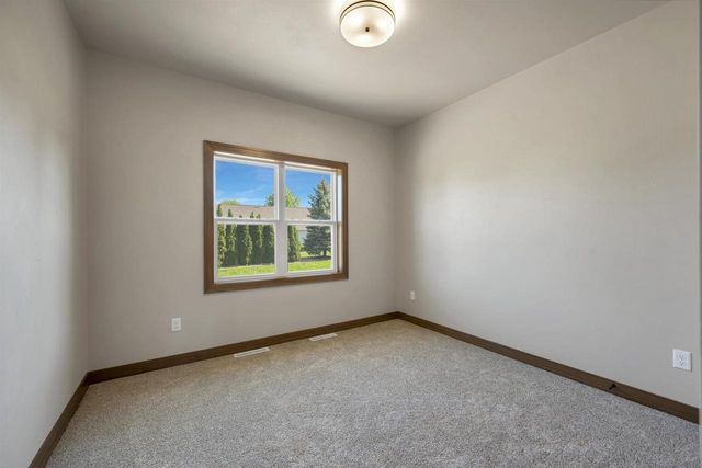 2875 STELOR DRIVE, Green Bay, WI 54311