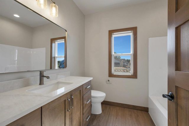 2875 STELOR DRIVE, Green Bay, WI 54311