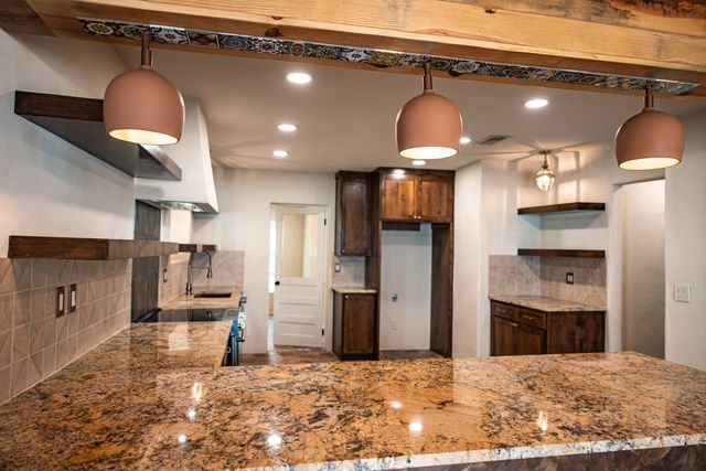 1319 East FM 4, Cleburne, TX 76031